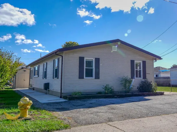 $299,900 | 37844 Maplehill Street, Harrison Township, MI 48045