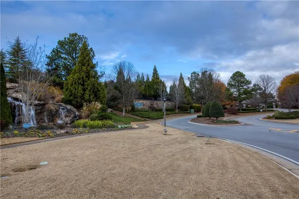 $575,000 | 3730 Cypresswood Point Southwest, Gainesville, GA 30504