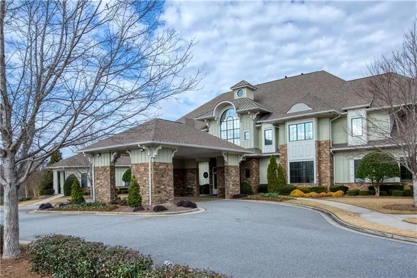 $575,000 | 3730 Cypresswood Point Southwest, Gainesville, GA 30504