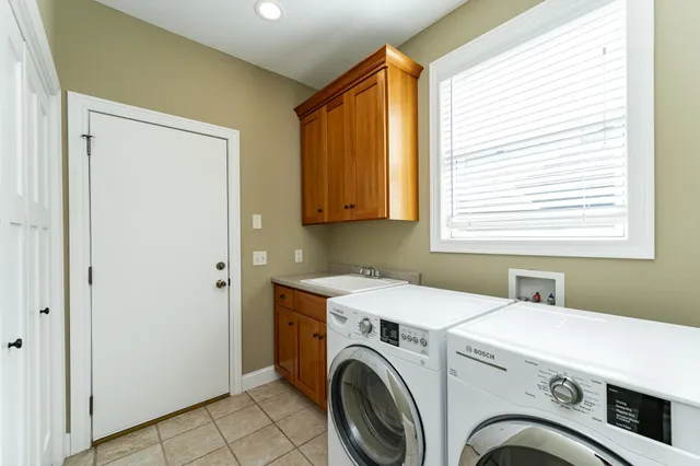 $650,000 | 1568 Salem Court Southwest, Rochester, MN 55902