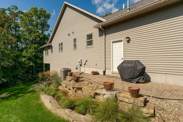 $650,000 | 1568 Salem Court Southwest, Rochester, MN 55902