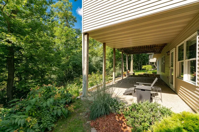 $650,000 | 1568 Salem Court Southwest, Rochester, MN 55902