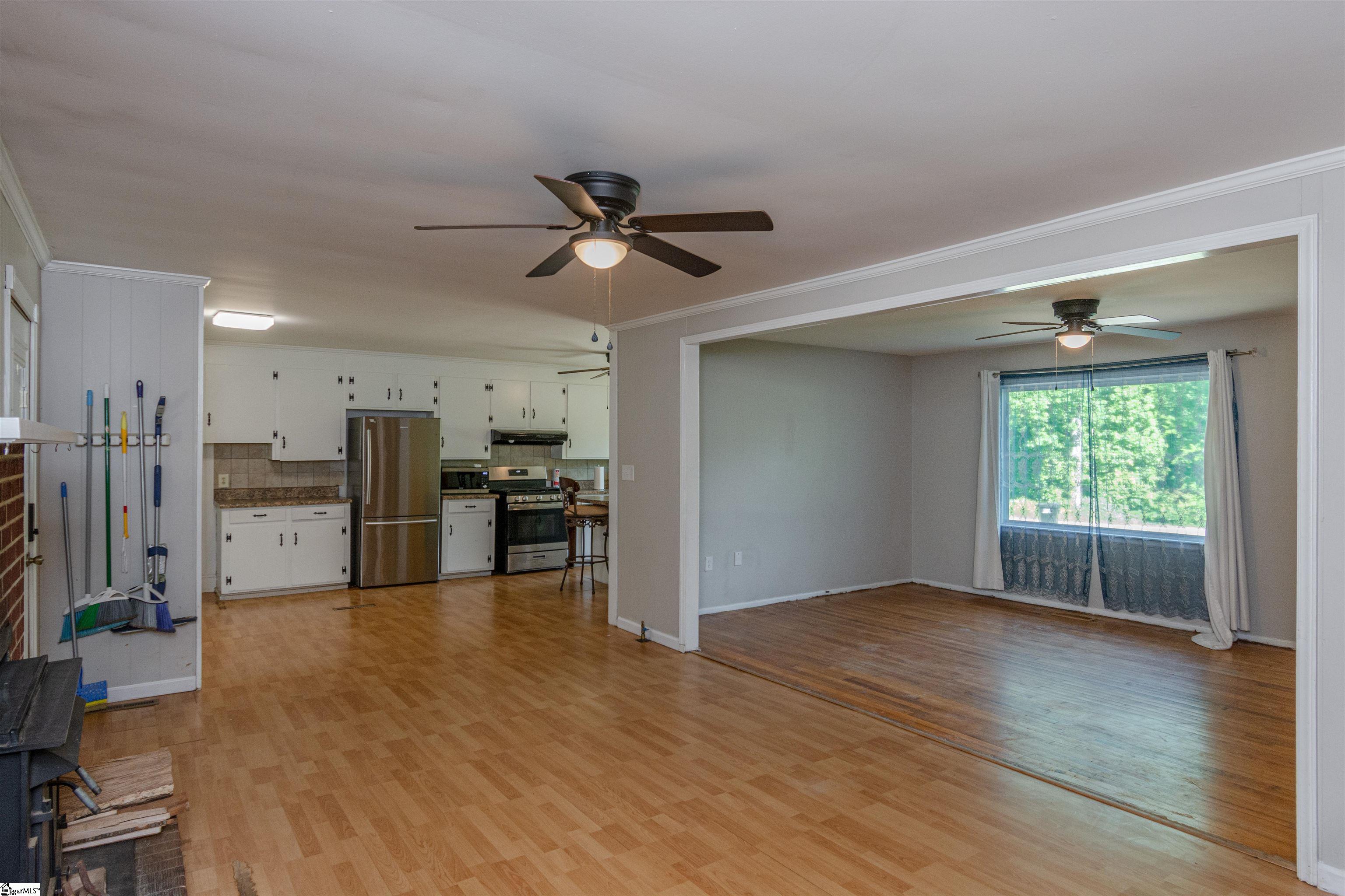 2849 Sunset Forest Road Anderson, SC 29626 - Photo 3 of 20 Gallery Image 3