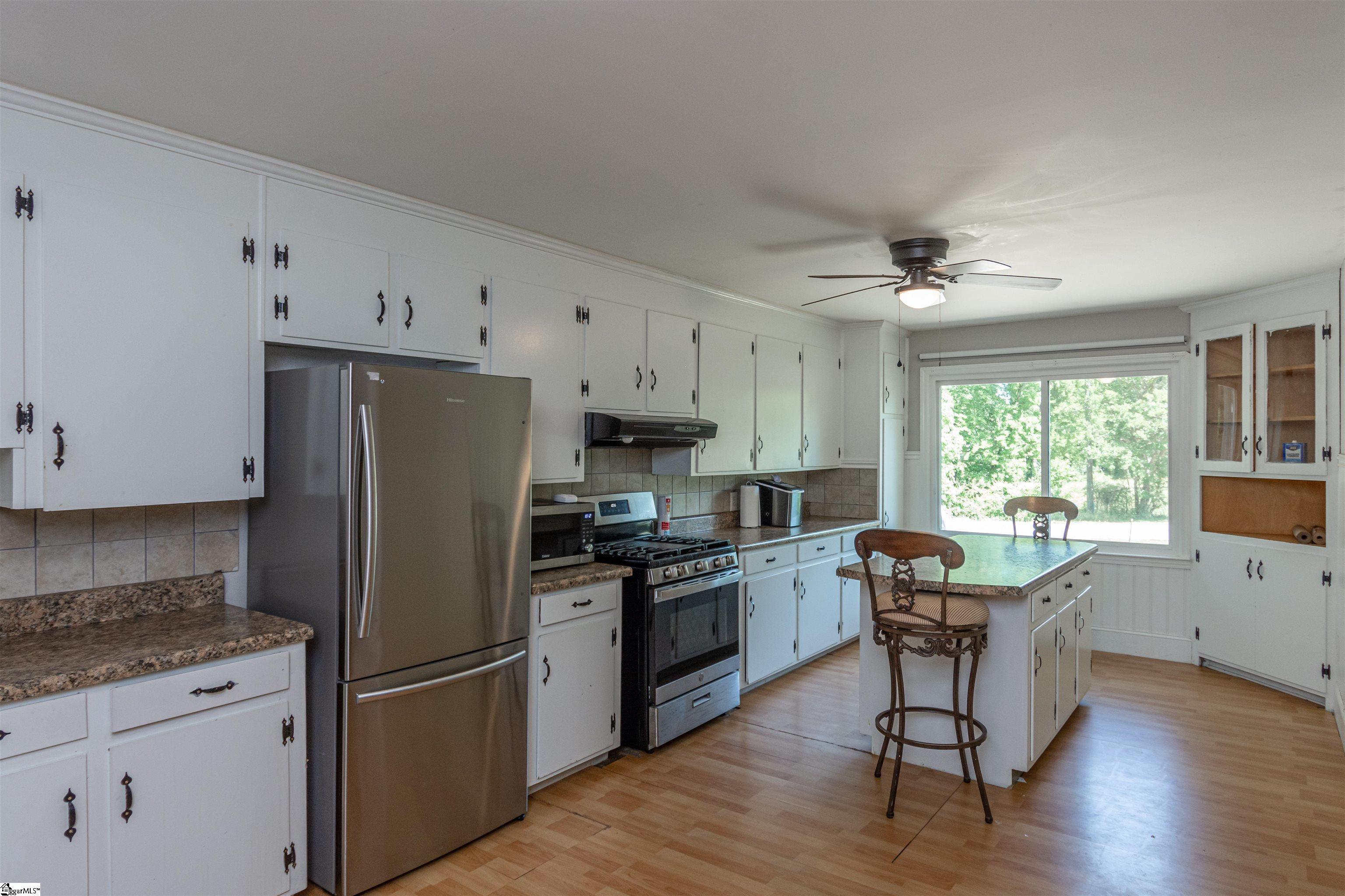 2849 Sunset Forest Road Anderson, SC 29626 - Photo 5 of 20 Gallery Image 5