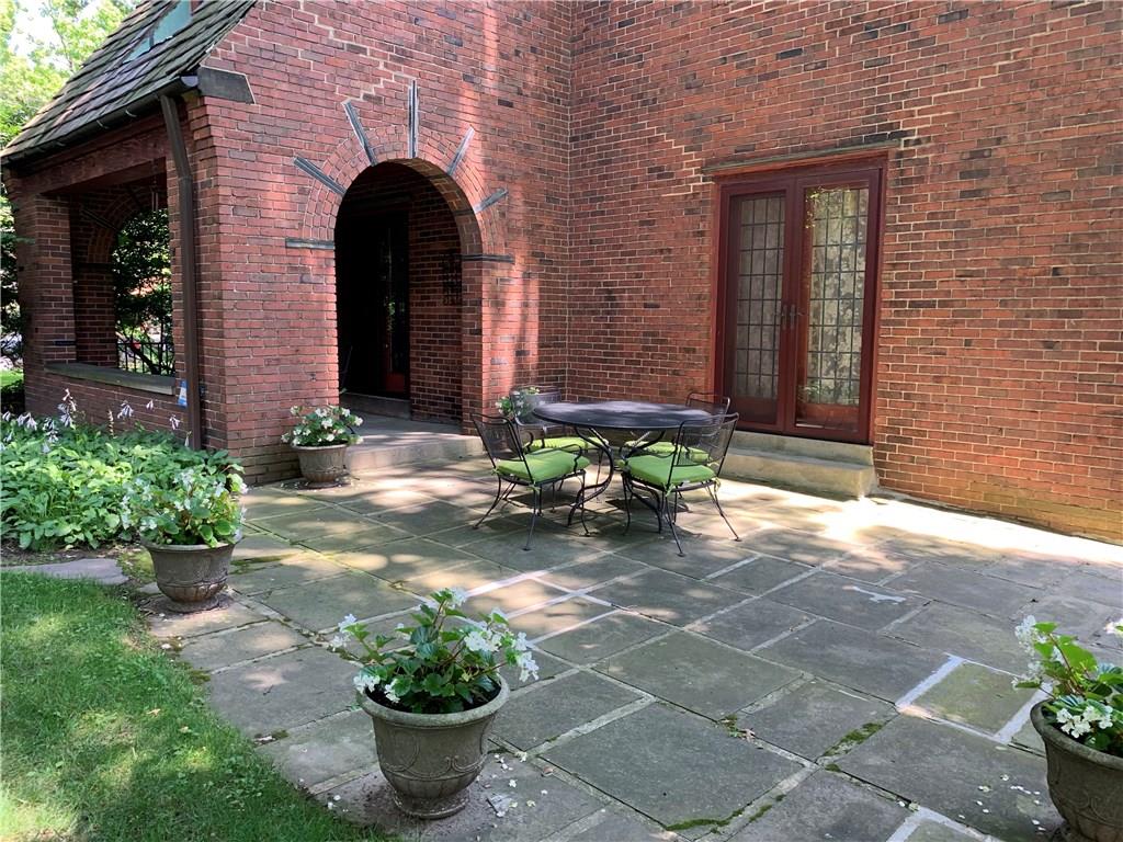 5426 Darlington Road Pittsburgh, PA 15217 - Photo 3 of 24 a front view of a house