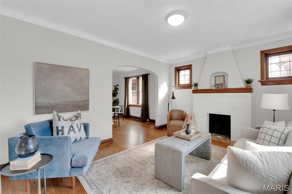 4035 Fairview Avenue St. Louis, MO 63116 - Photo 3 of 36