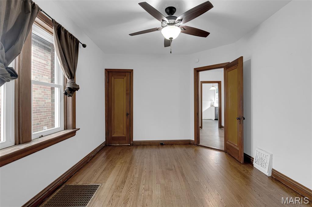 4035 Fairview Avenue St. Louis, MO 63116 - Photo 9 of 36