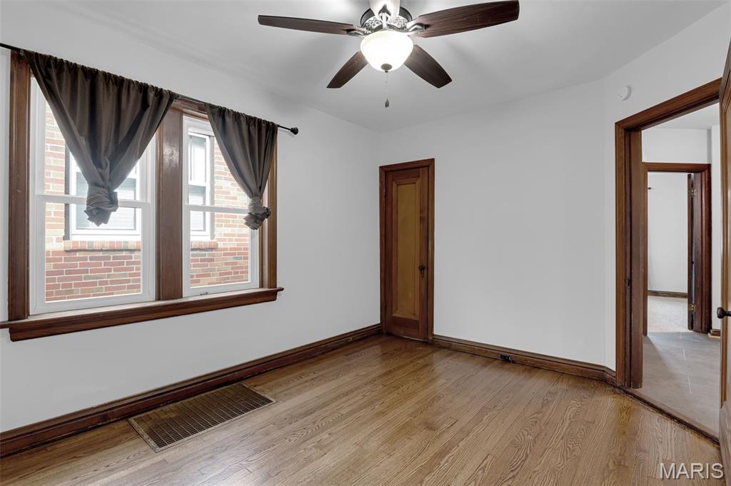 4035 Fairview Avenue St. Louis, MO 63116 - Photo 10 of 36