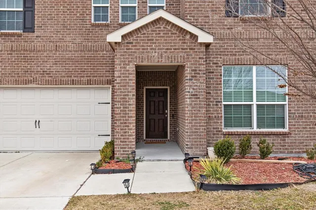 $2,650 | 1613 Drasco Dr. Drive, Forney, TX 75126