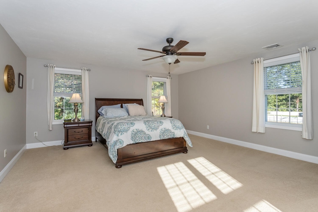 68 Foxwood Lane Raynham, MA 02767 - Photo 16 of 33 Gallery Image 16