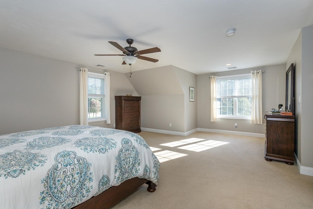 68 Foxwood Lane Raynham, MA 02767 - Photo 17 of 33 Gallery Image 17