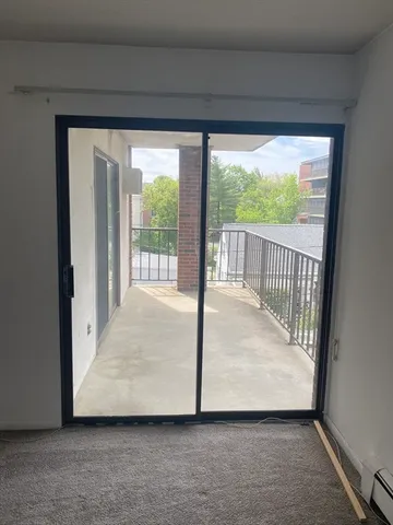 $2,000 | 382 Massachusetts Avenue, Unit 805, Arlington, MA 02474