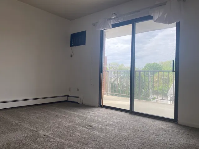 $2,000 | 382 Massachusetts Avenue, Unit 805, Arlington, MA 02474