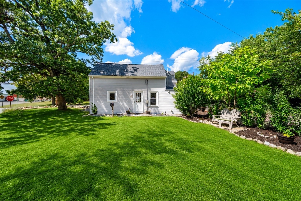 29 Sandwich Road Wareham, MA 02571 - Photo 24 of 34 Gallery Image 24