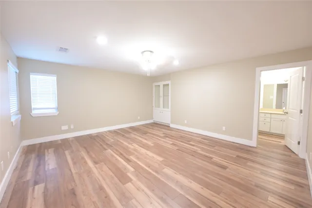 $3,500 | 2106 South Colorado Street, Lockhart, TX 78644