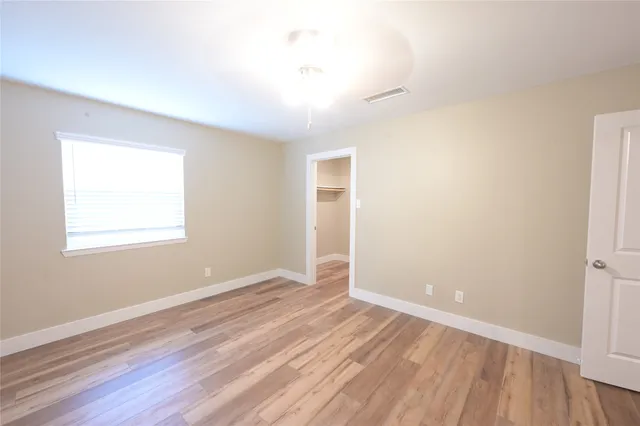 $3,500 | 2106 South Colorado Street, Lockhart, TX 78644