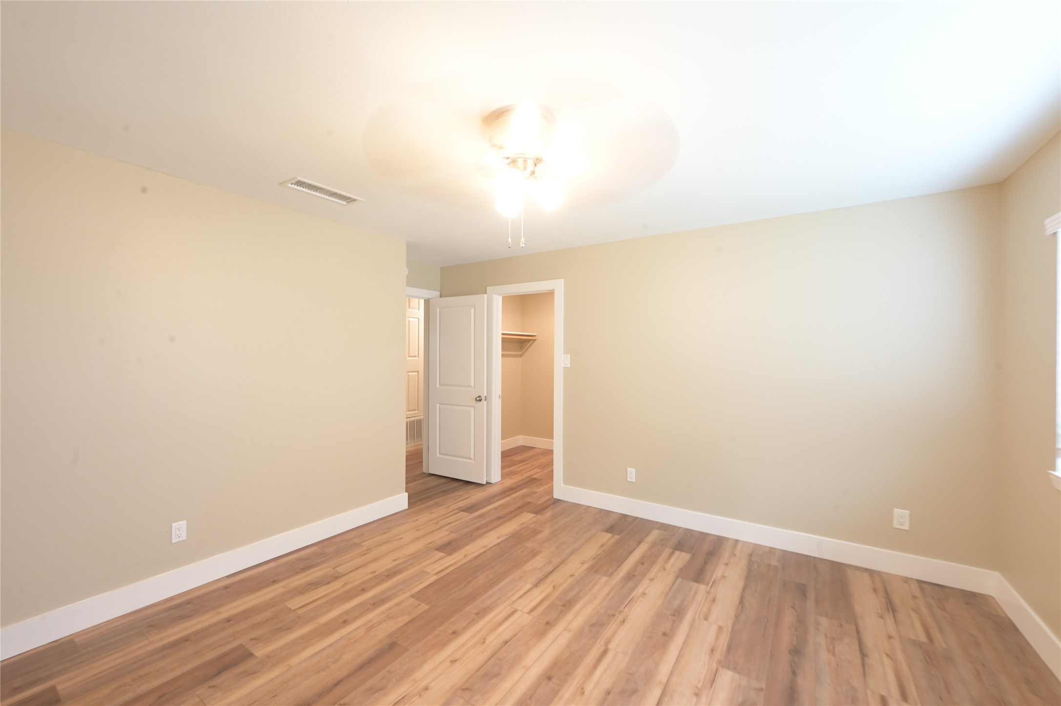 2106 South Colorado Street Lockhart, TX 78644 - Photo 18 of 24