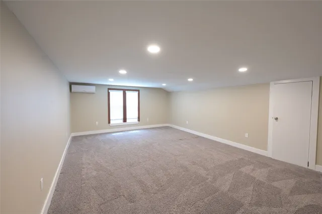 $3,500 | 2106 South Colorado Street, Lockhart, TX 78644