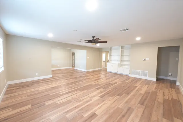 $3,500 | 2106 South Colorado Street, Lockhart, TX 78644