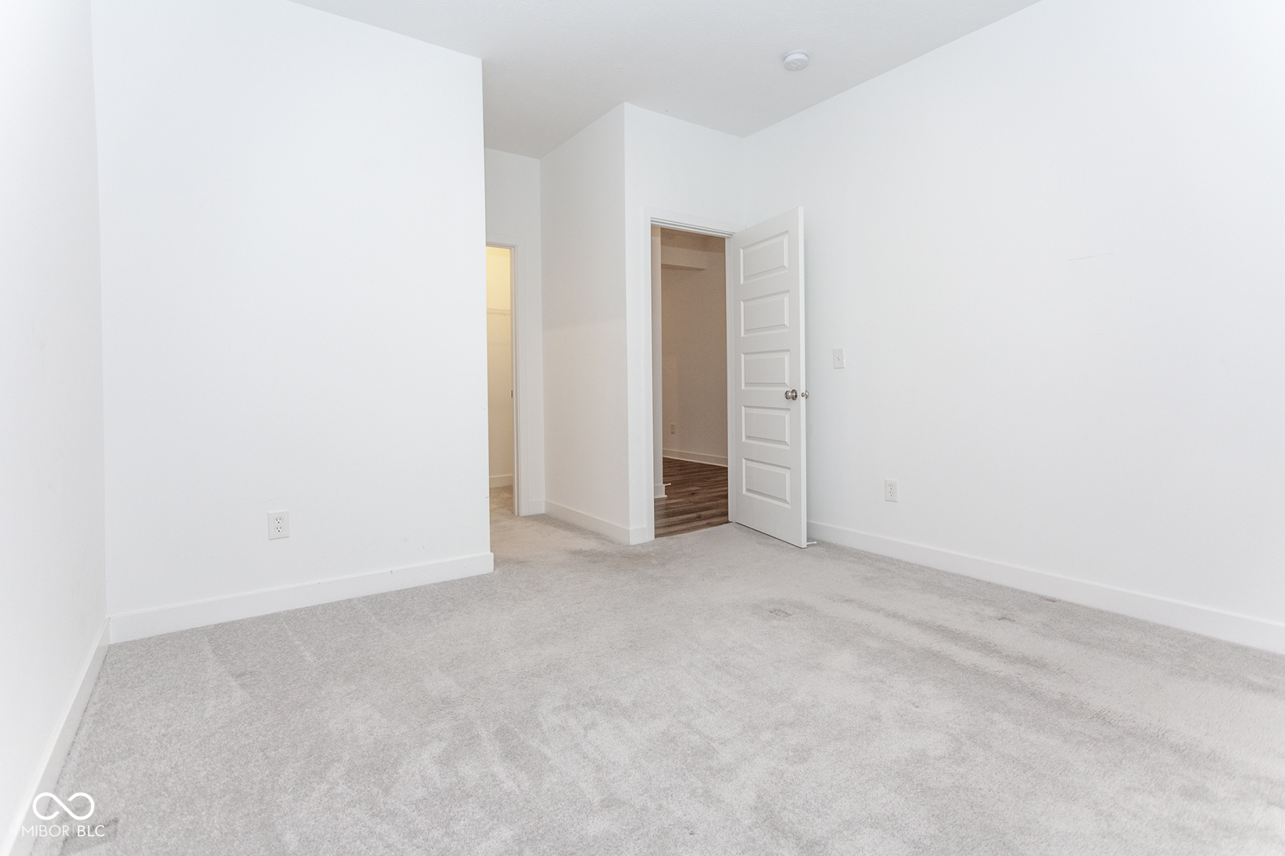 8585 Tripp Road Pendleton, IN 46064 - Photo 8 of 43