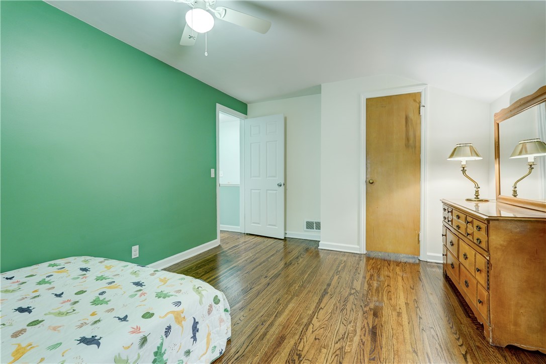 248 Wyndham Road Irondequoit, NY 14609 - Photo 20 of 32