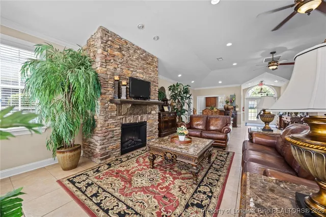 a view of a livingroom and dining room