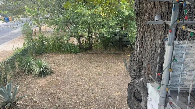 $1,200,000 | 40 Waller Street, Austin, TX 78702