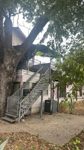 $1,200,000 | 40 Waller Street, Austin, TX 78702