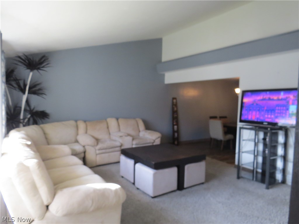 12075 Havana Road Garfield Heights, OH 44125 - Photo 2 of 33
