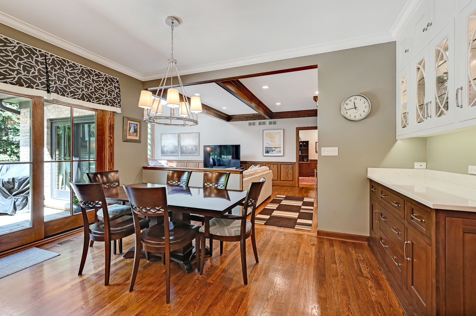 7544 Ridgewood Lane Burr Ridge, IL 60527 - Photo 5 of 56