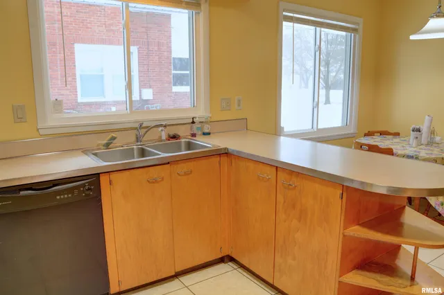 $125,000 | 305 North Ward Street, Macomb, IL 61455