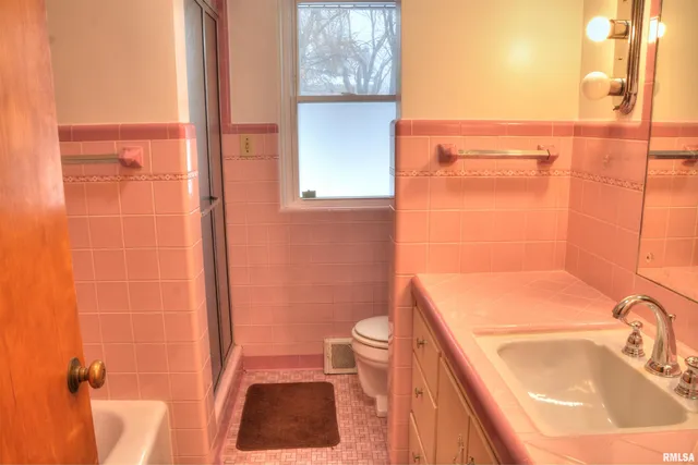 $125,000 | 305 North Ward Street, Macomb, IL 61455