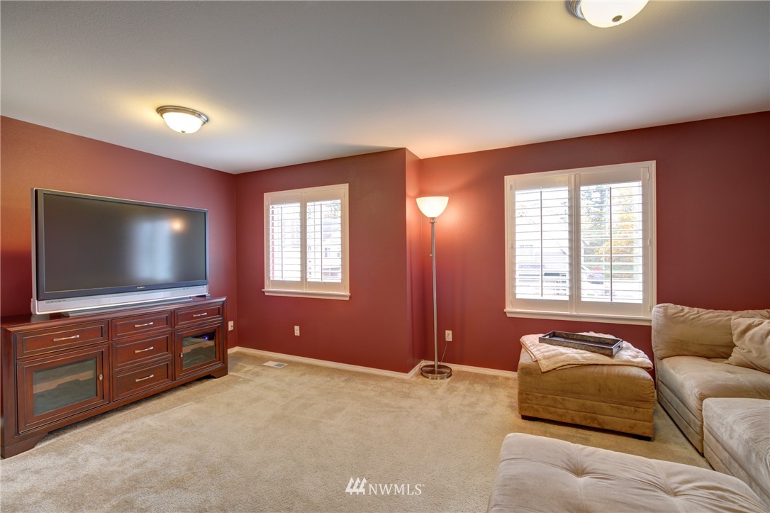 11675 Southeast 189th Place Renton, WA 98058 - Photo 17 of 24 Gallery Image 17