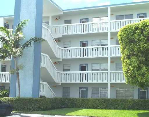 1070 Exeter, Unit 1070D Boca Raton, FL 33434 - Photo 1 of 1 Primary Photo