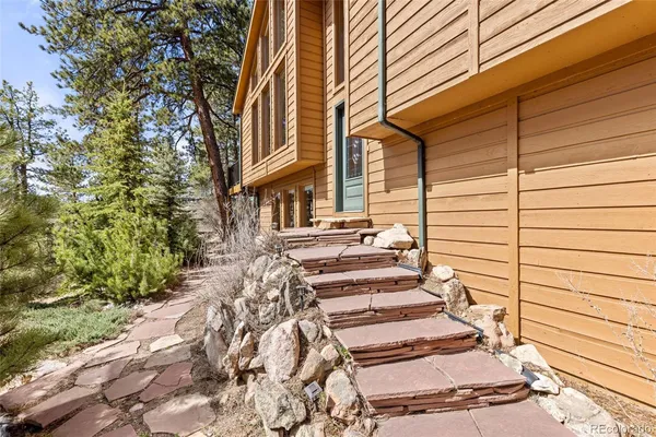 $765,000 | 22081 Bardwell Avenue, Conifer, CO 80433