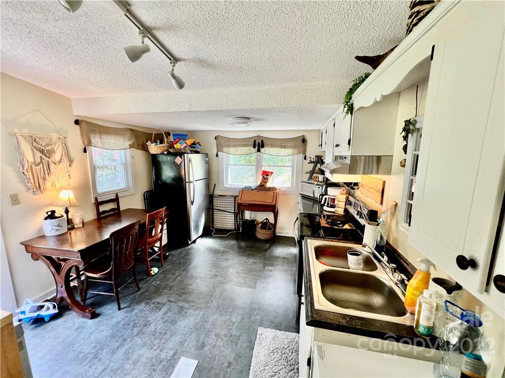 6 Holcombe Road Candler, NC 28715 - Photo 20 of 25 Gallery Image 20