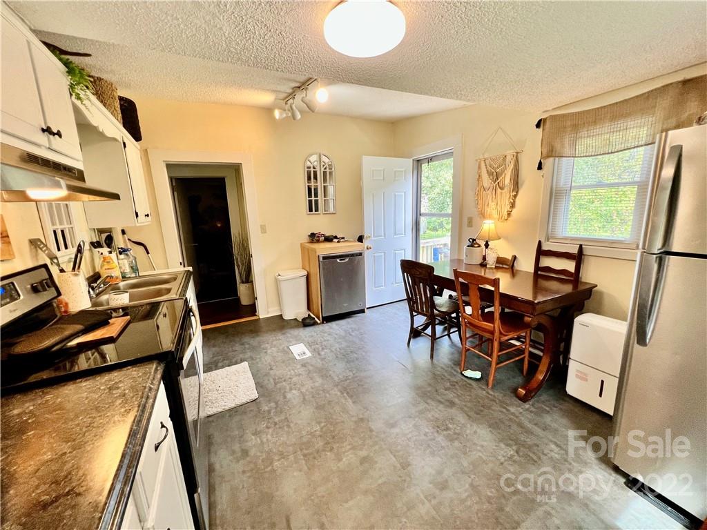 6 Holcombe Road Candler, NC 28715 - Photo 23 of 25 Gallery Image 23
