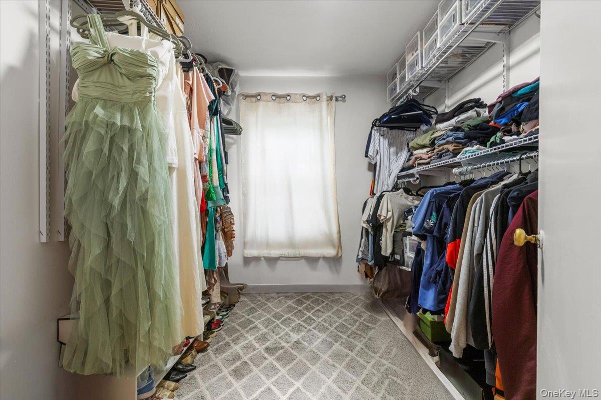 3303 Eastchester Road Bronx, NY 10469 - Photo 10 of 19
