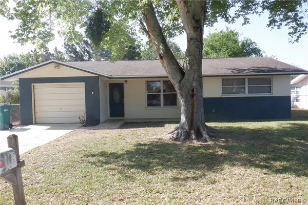$1,500 | 7234 Cherry Laurel Drive, Port Richey, FL 34668
