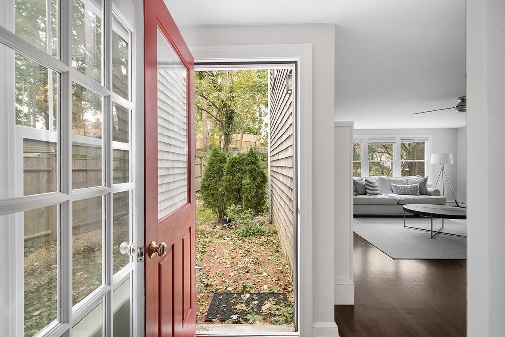 14 Bradley Woods Drive Hingham, MA 02043 - Photo 6 of 40