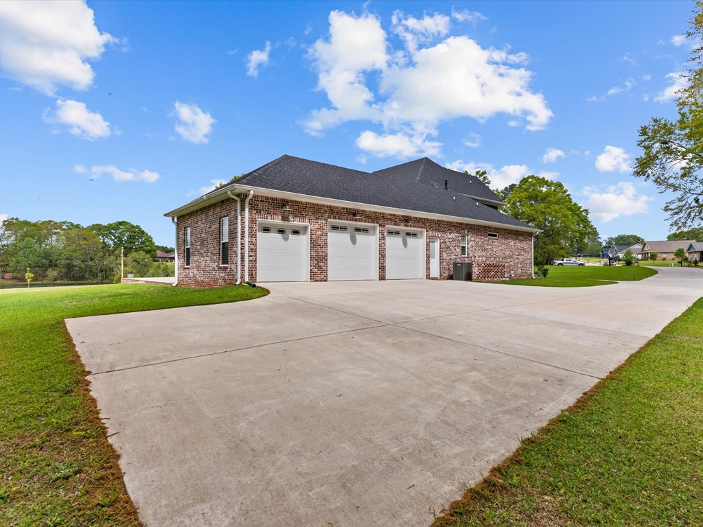 304 Rabbit Run Enterprise, AL 36330 - Photo 50 of 61