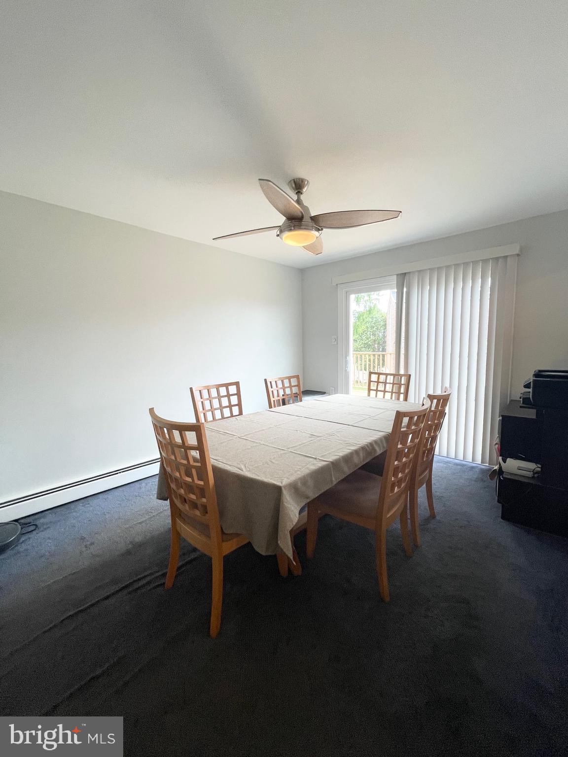 10923 Heflin Road Philadelphia, PA 19154 - Photo 6 of 40 Dining Room w/Sliding Glass Doors to Deck
