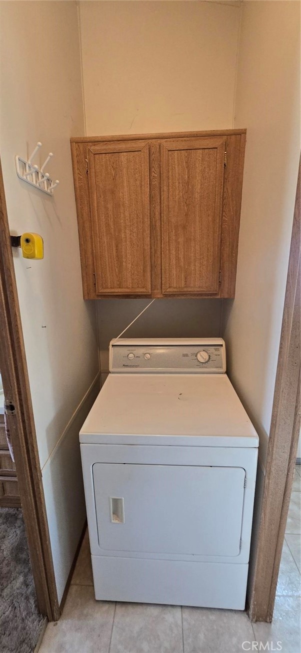 90 3rd Orland, CA 95963 - Photo 13 of 17 a close up view of washer and dryer