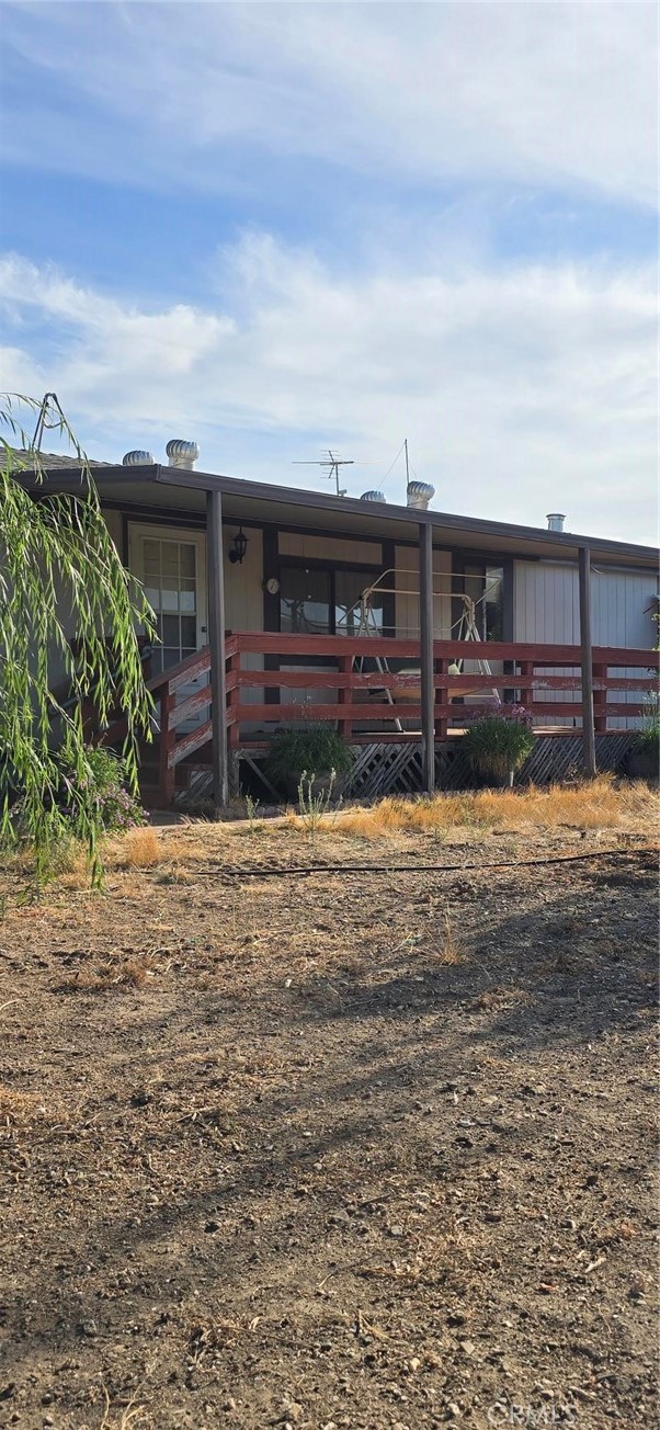 90 3rd Orland, CA 95963 - Photo 6 of 17 a view of a house with a yard