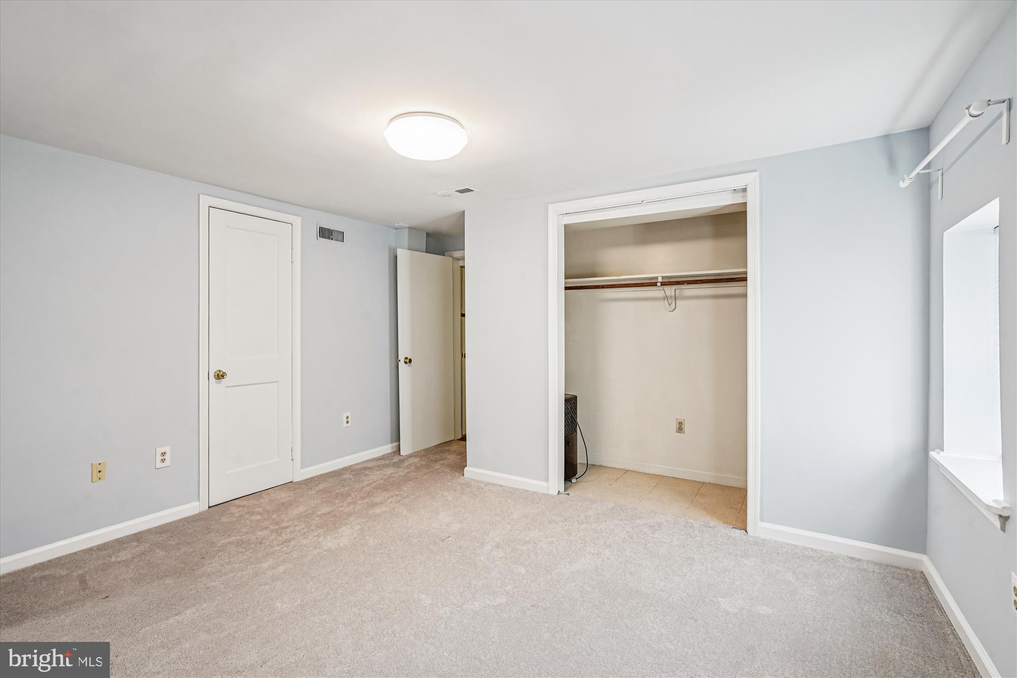 2799 Beechbank Road Silver Spring, MD 20910 - Photo 25 of 42 a view of an empty room