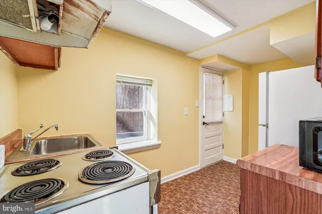 $4,100 | 2799 Beechbank Road, Silver Spring, MD 20910