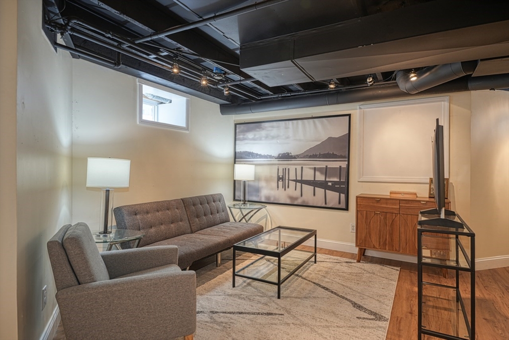 22 Davis Road, Unit 1 Belmont, MA 02478 - Photo 21 of 28 Gallery Image 21