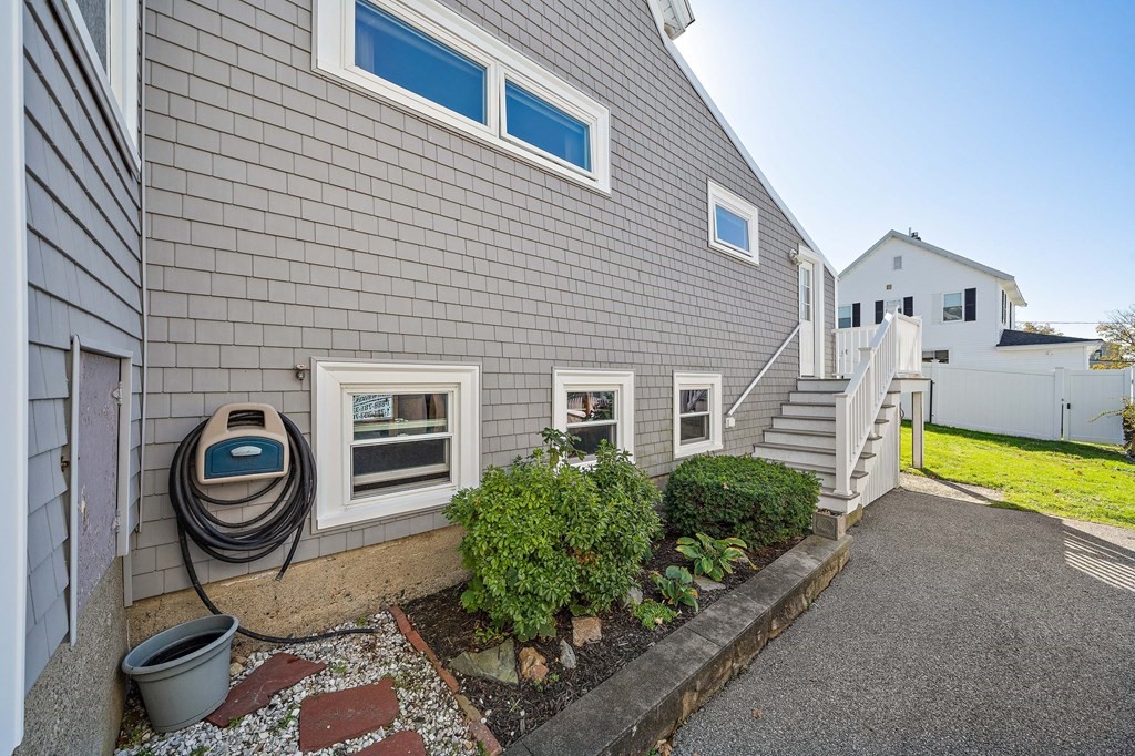 9 Island View Road Hull, MA 02045 - Photo 36 of 39 Gallery Image 36
