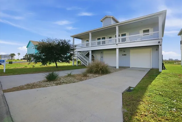 $449,000 | 217 Lands End, Rockport, TX 78382
