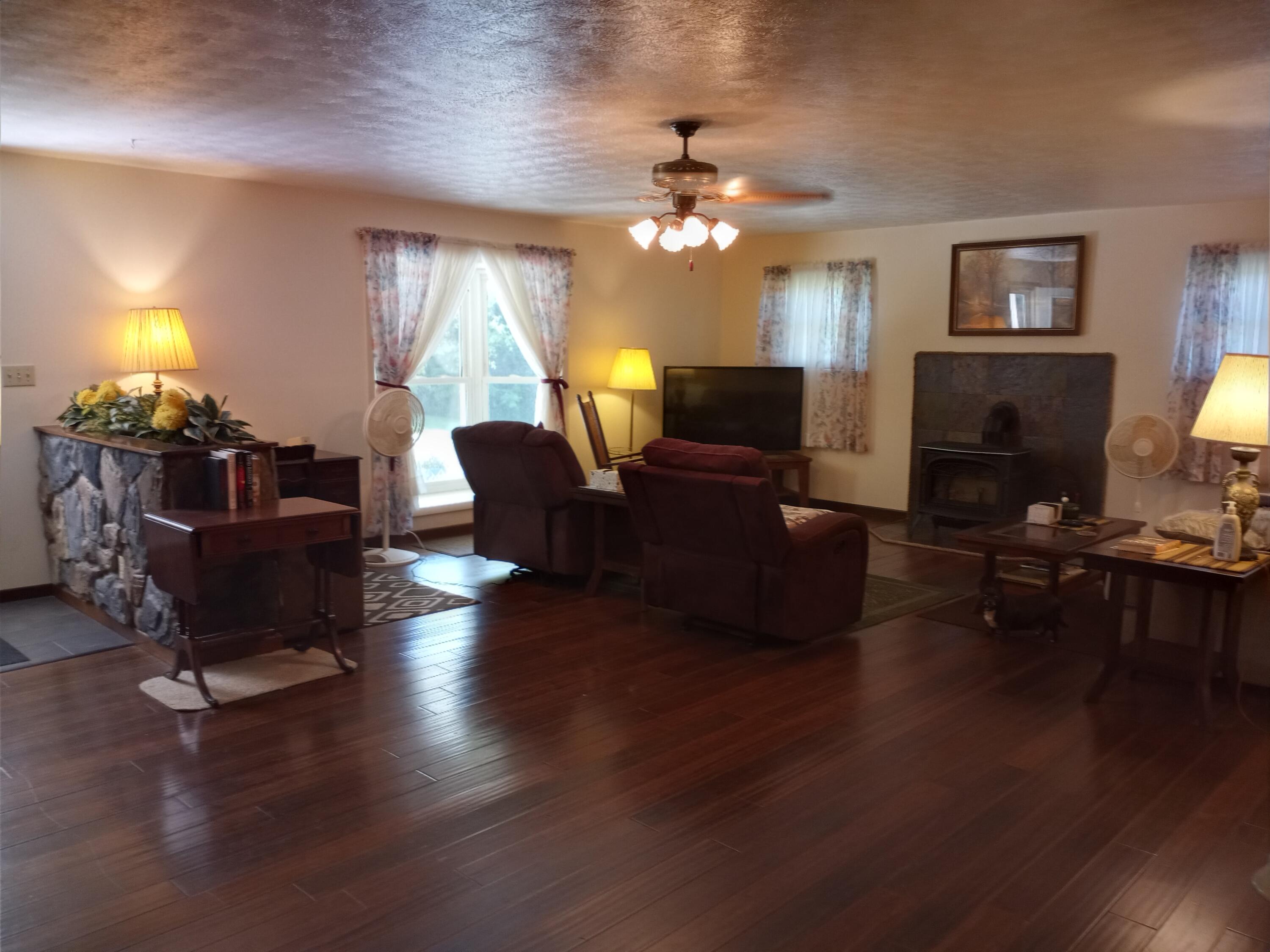 280 Wolfe Branch Road Bulls Gap, TN 37711 - Photo 5 of 35 20210911_111019
